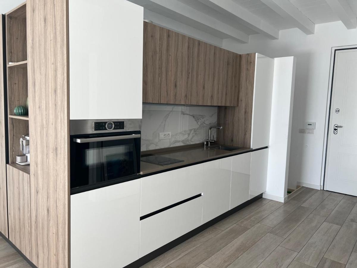 Paganini Suites And Apartments Sirmione Exterior foto