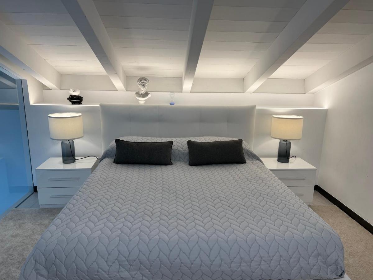 Paganini Suites And Apartments Sirmione Exterior foto