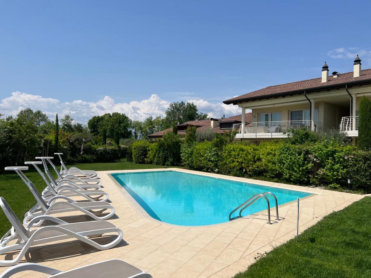 Paganini Suites And Apartments Sirmione Exterior foto