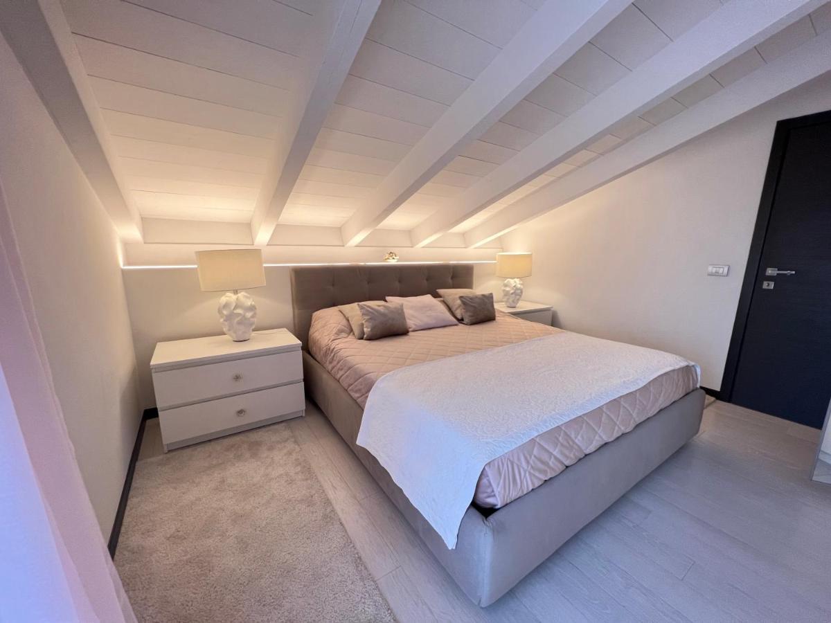 Paganini Suites And Apartments Sirmione Exterior foto