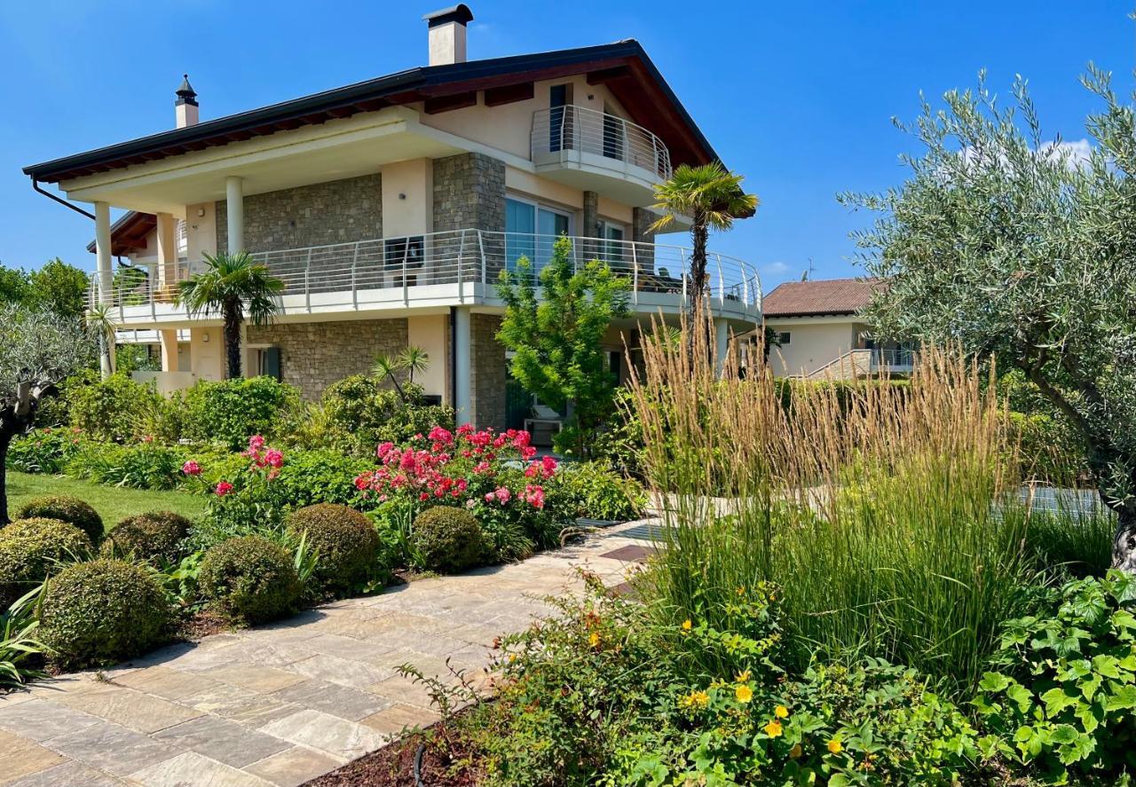 Paganini Suites And Apartments Sirmione Exterior foto