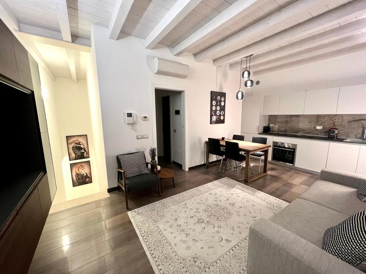Paganini Suites And Apartments Sirmione Exterior foto